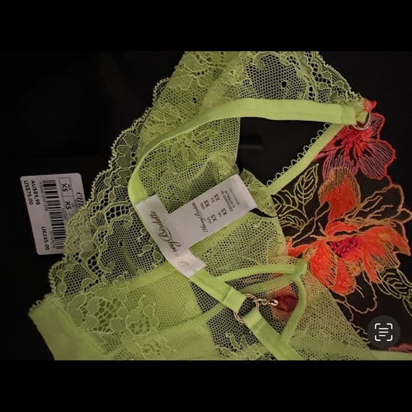 CHRISTINE YELLOW BRIEF - Picture 8 of 9